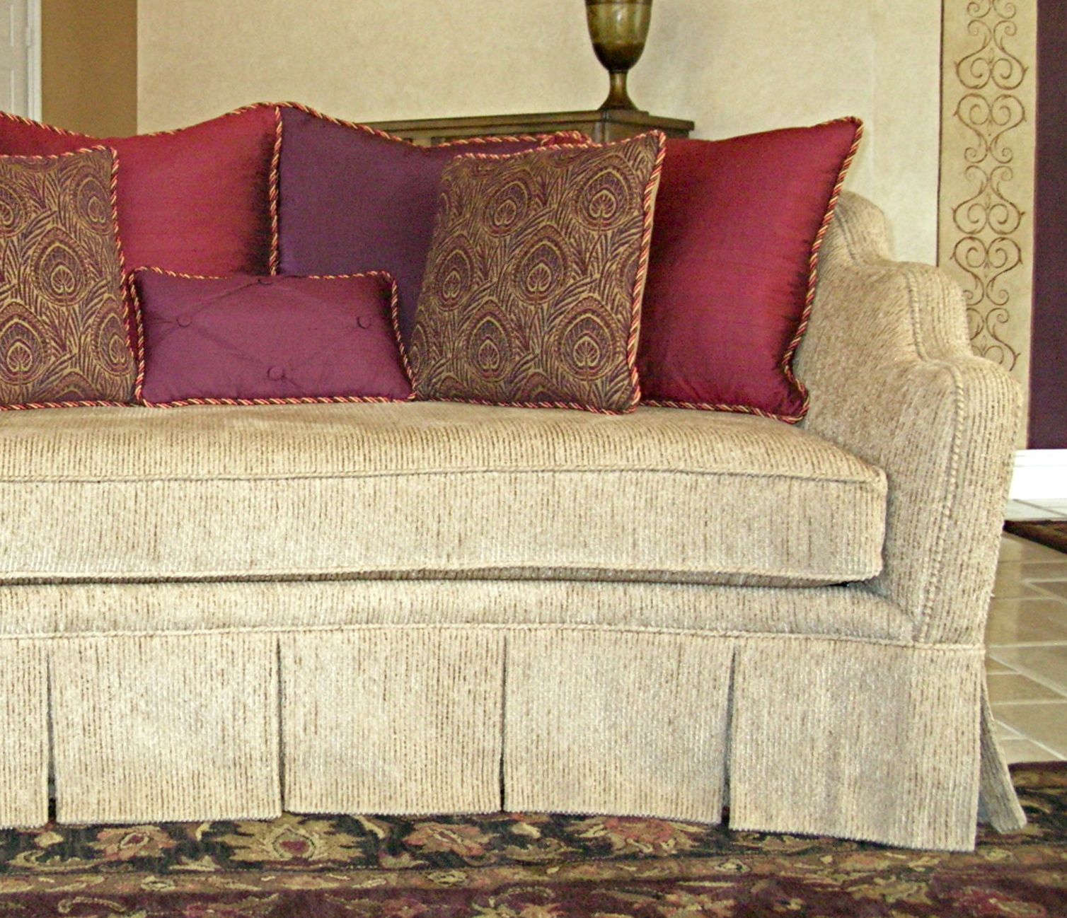 custom_design_and_manufactred_rounded_conversation_sofa_with_tiered_arms_3