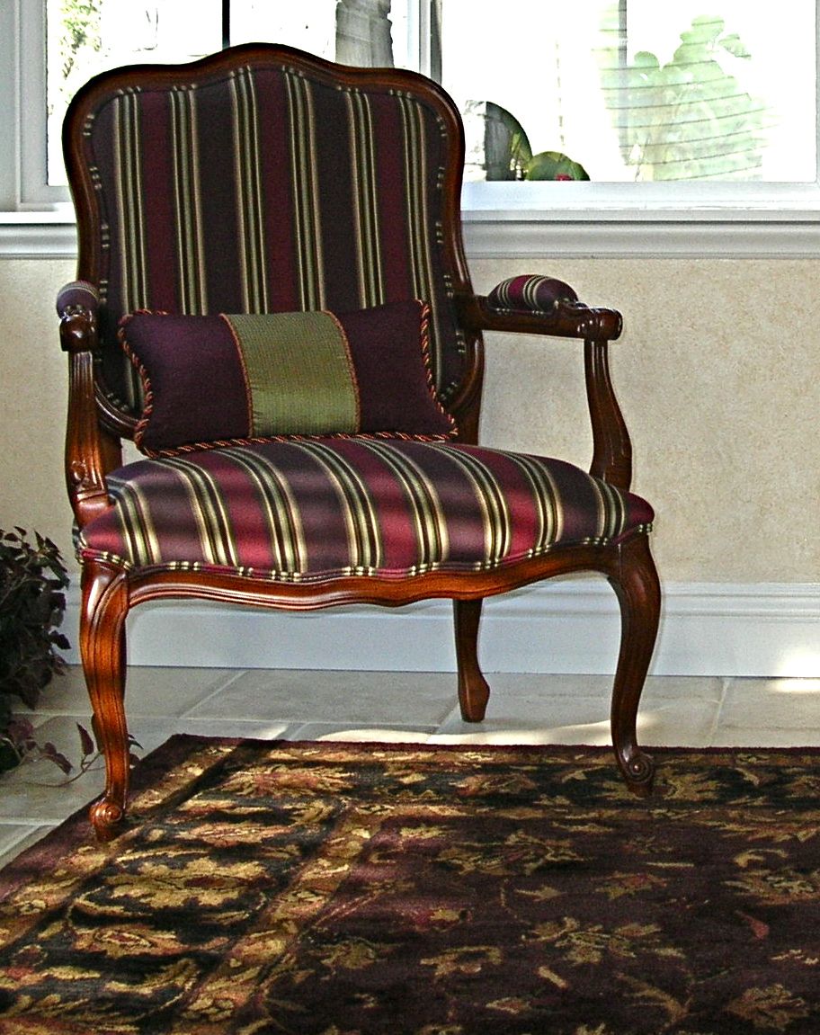 custom_upholstered_chair_with_wood_frame_3