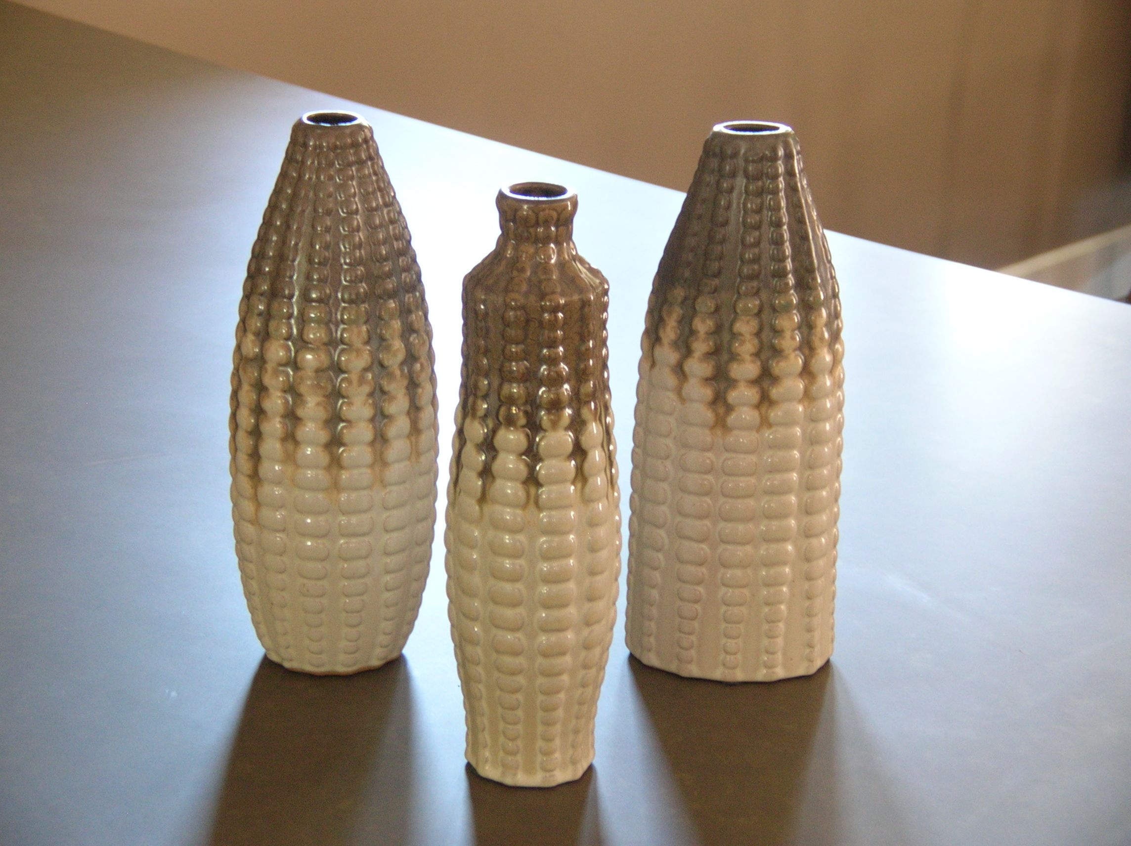 simple_accessories_and_vases_3
